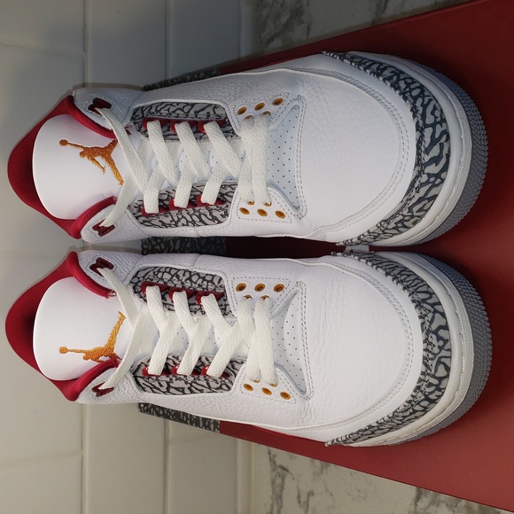 Air Jordan 3 Retro "Cardinal Red" - Picture 2 of 8